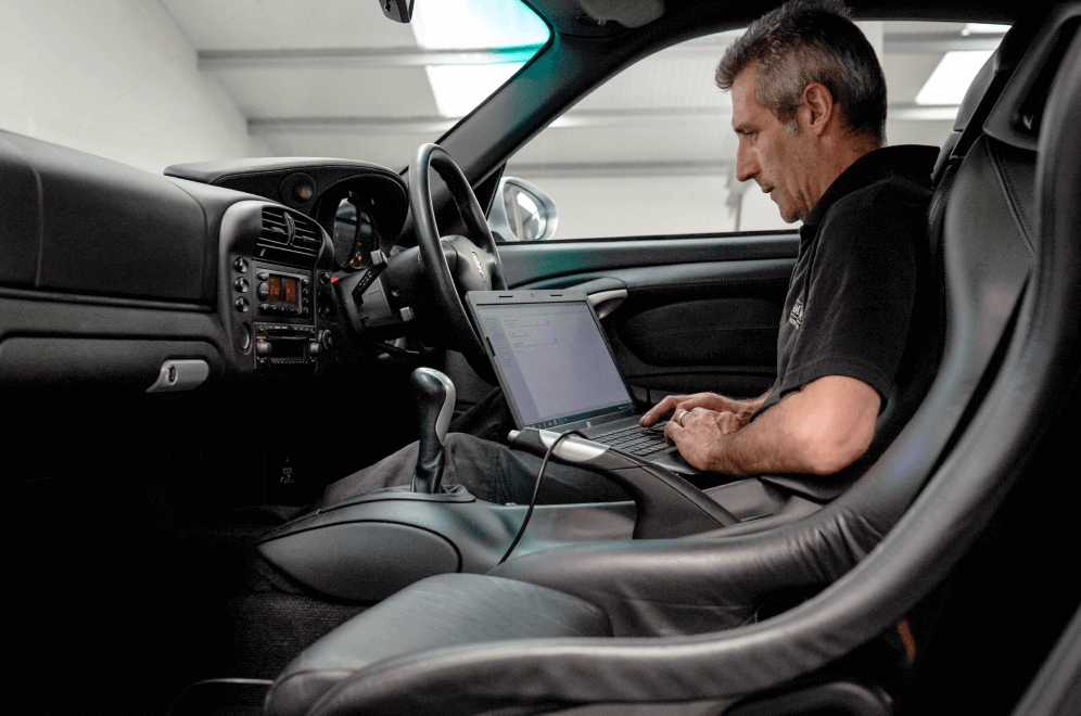 Tech Working On 911 At Camerons Alternative Angle